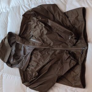 Men's Outdoor Research Helium Rain Jacket Ultralight in Size Medium